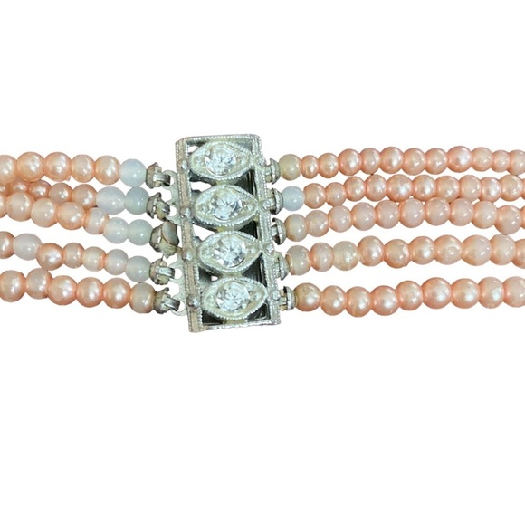 Antique over 80 years, old, pink, five strand pearls with rhinestones clip. - Picture 3 of 13